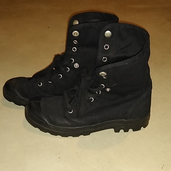 palladium shoes black